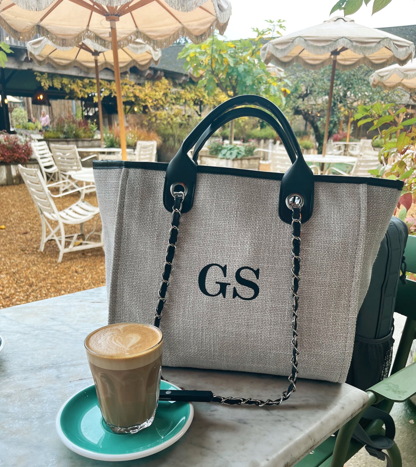 The Avenue Tote Bag - Cream/Black
