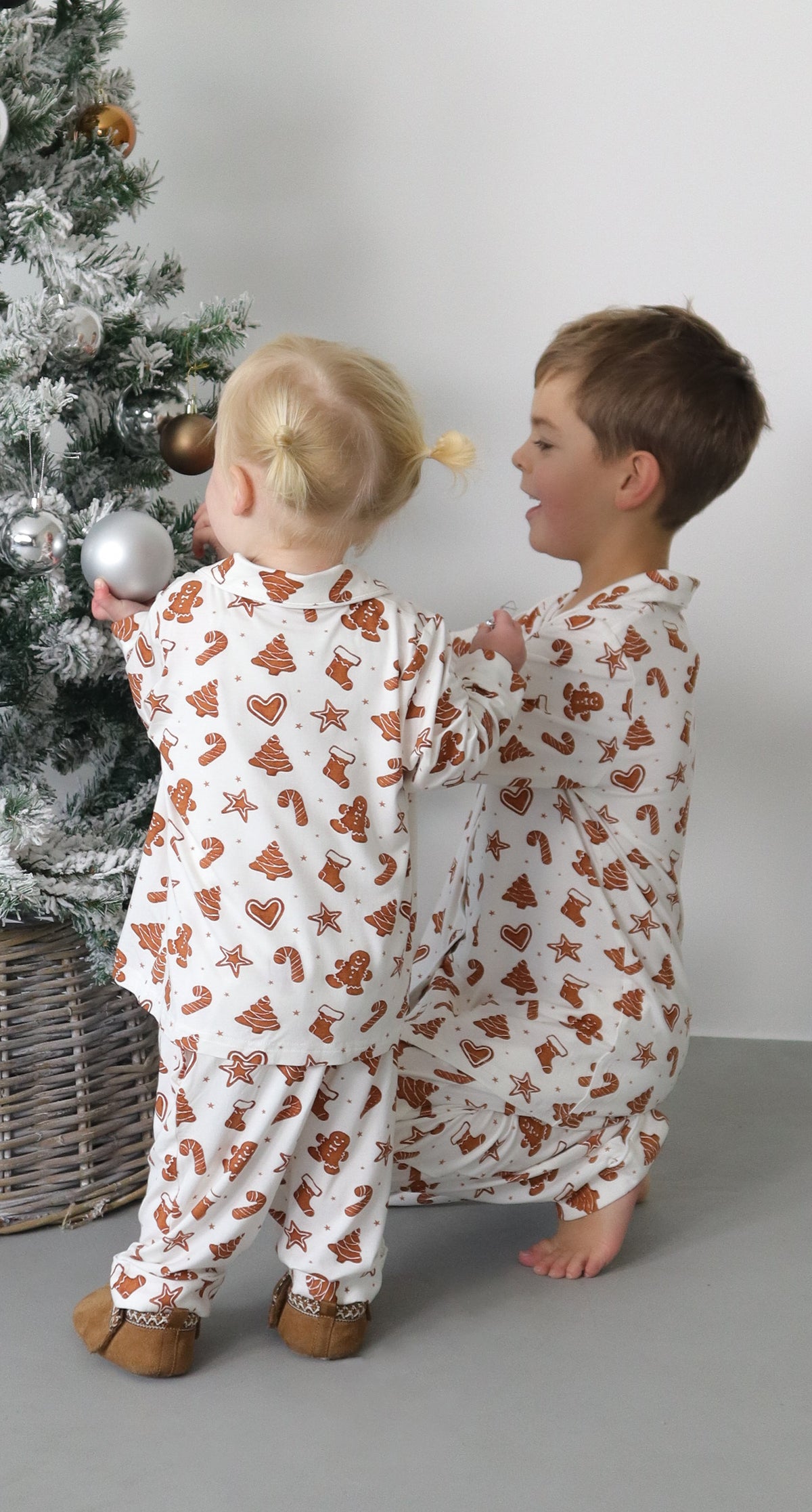 Little Avenue - The Gingerbread Print Pyjama Set
