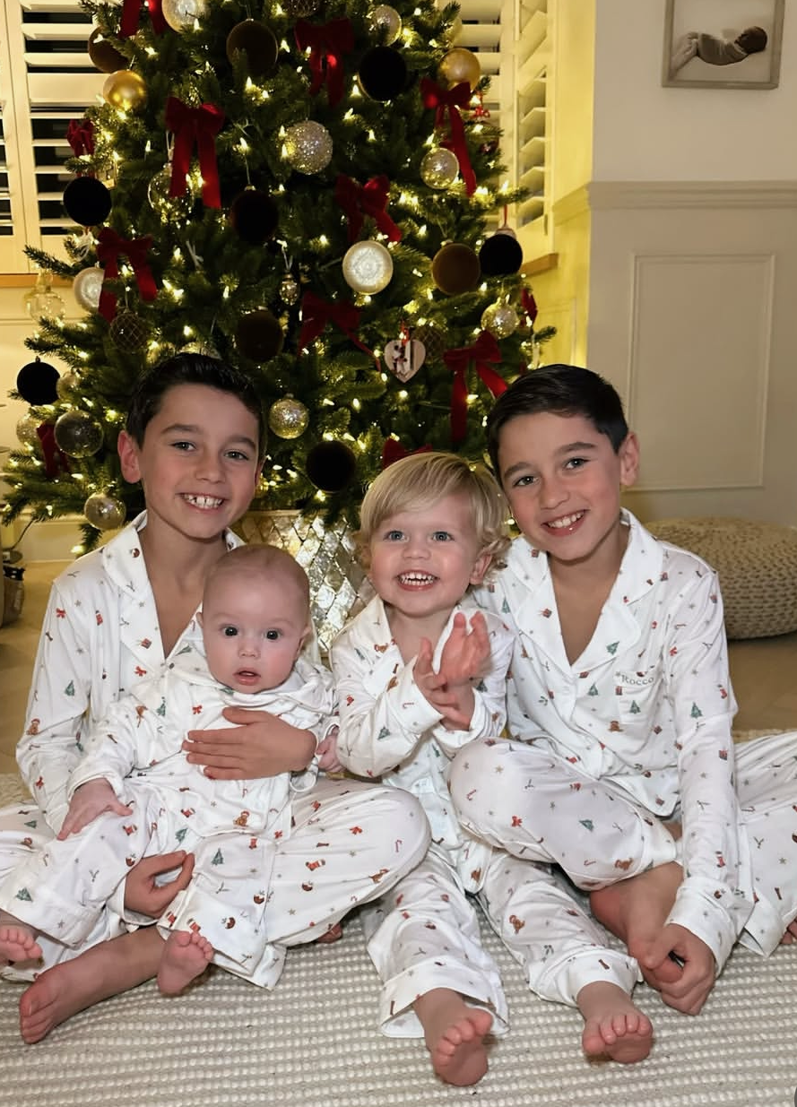 Little Avenue - The Christmas Pyjama Set